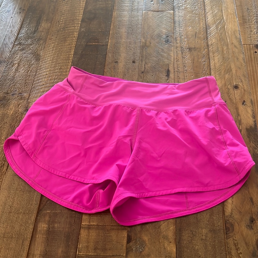 Lululemon Pow Pink Size 6 Shorts